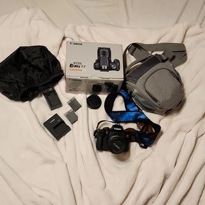 Canon EOS Rebel T7 Camera Kit